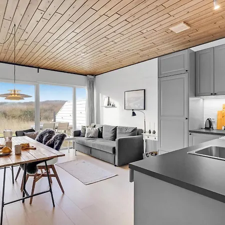 Cozy In With Indoor Swimming Pool Vestervig