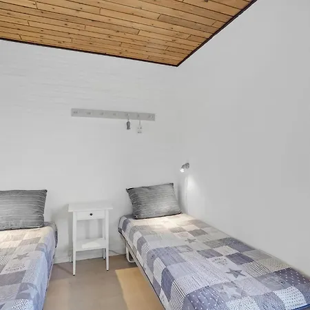Cozy In With Indoor Swimming Pool Vestervig